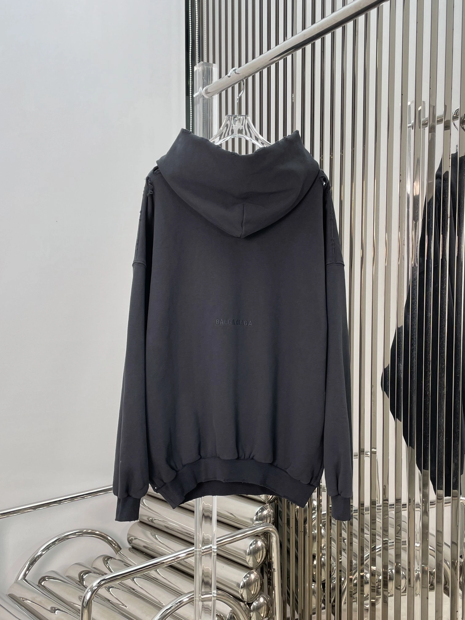 wg.luxury- 218593i16 oversized item:D-F245K1626